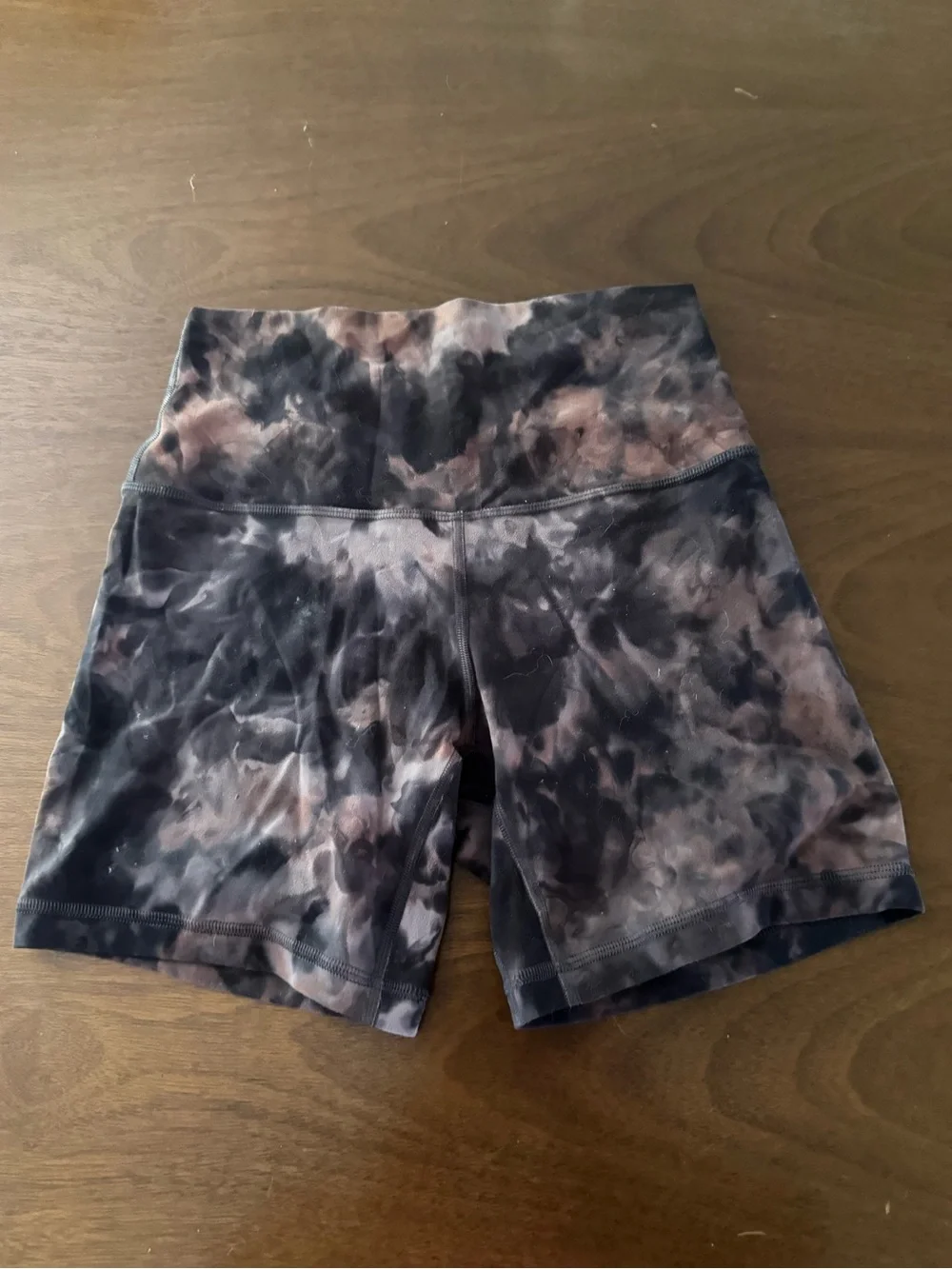 Lululemon 6” align shorts diamond dye